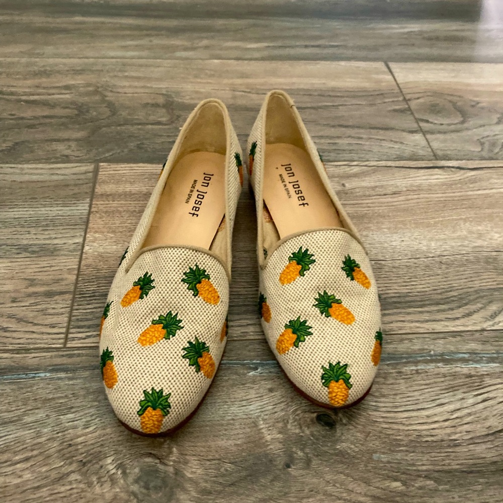 Jon Josef Pineapple Patter Flats!!! Women’s Size 6.5. Barely Worn.